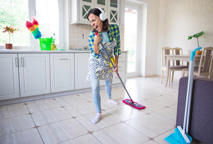 Discover the Joy of a Tidy Home with Cleaning(2)